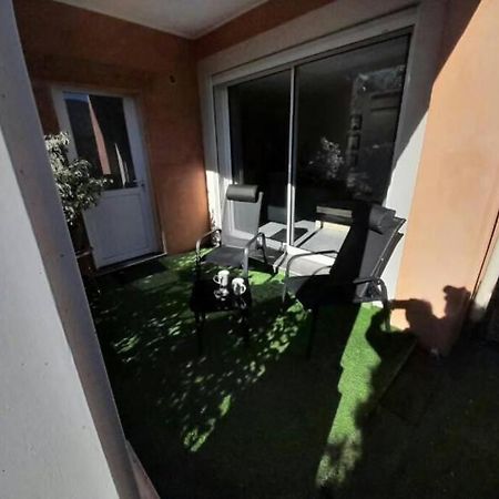 Appartement Spacieux &Tres Calme. Spacious & Very Quiet Apartment. Carros Dış mekan fotoğraf
