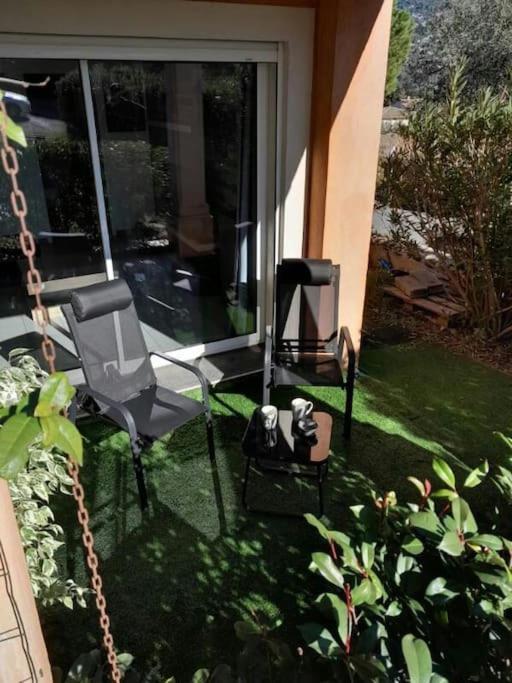 Appartement Spacieux &Tres Calme. Spacious & Very Quiet Apartment. Carros Dış mekan fotoğraf