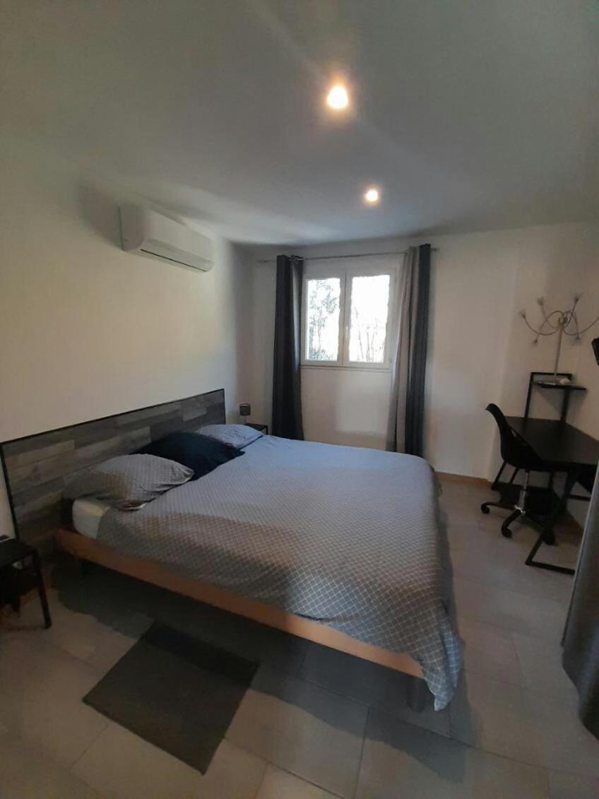Appartement Spacieux &Tres Calme. Spacious & Very Quiet Apartment. Carros Dış mekan fotoğraf